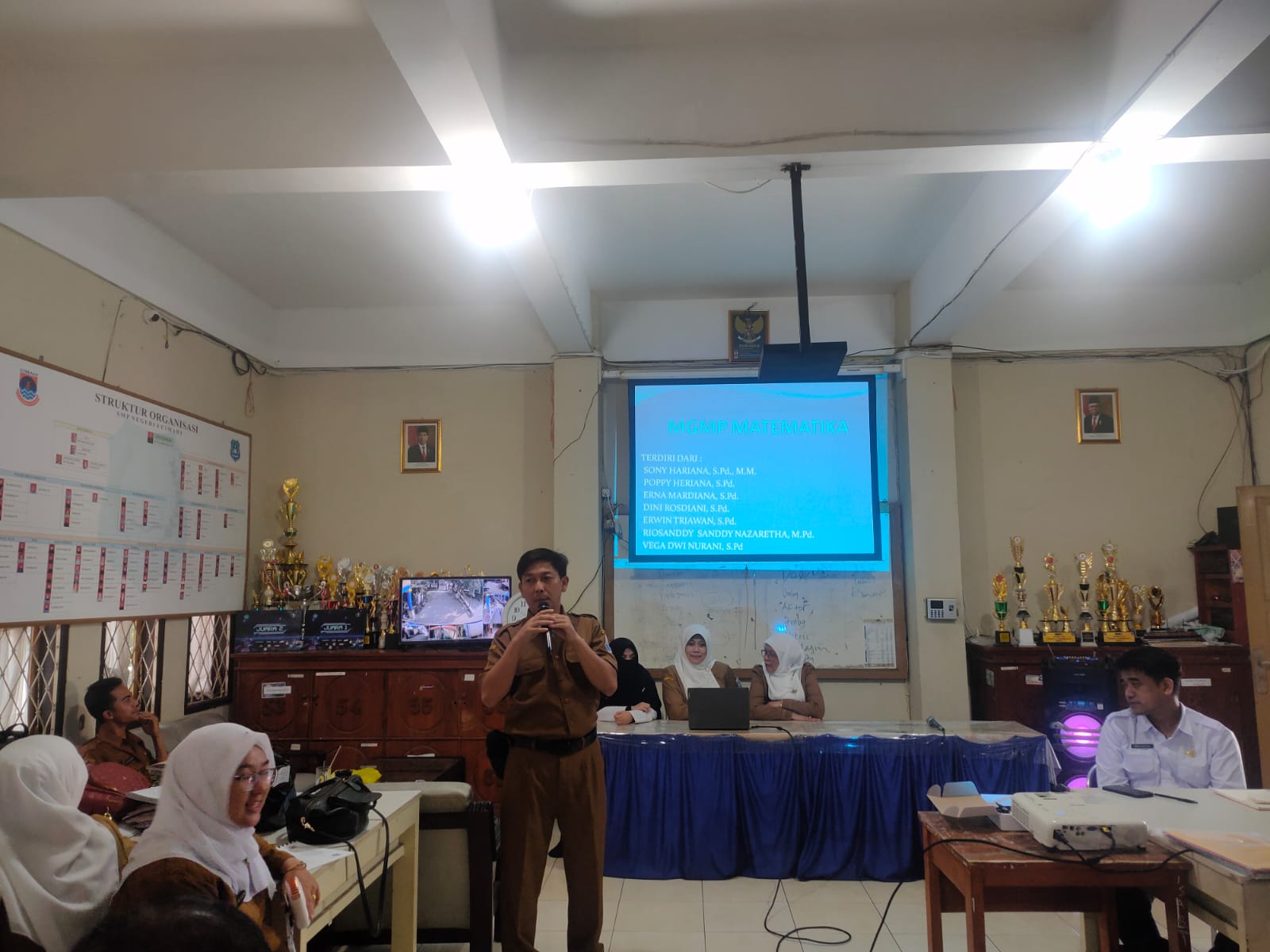 Kegiatan Komunitas Belajar Mata Pelajaran untuk Meningkatkan Kualitas Pembelajaran